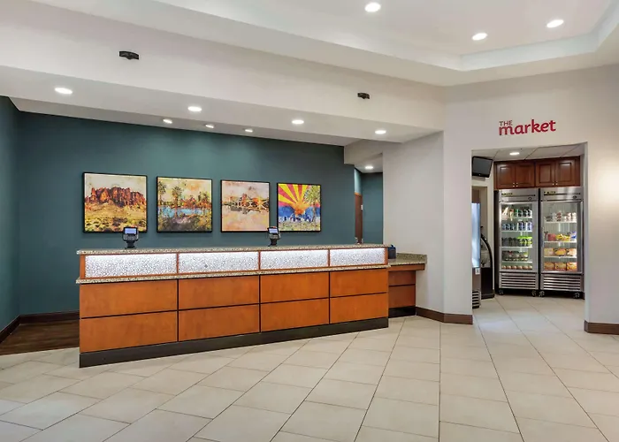 Drury Plaza Phoenix 4*